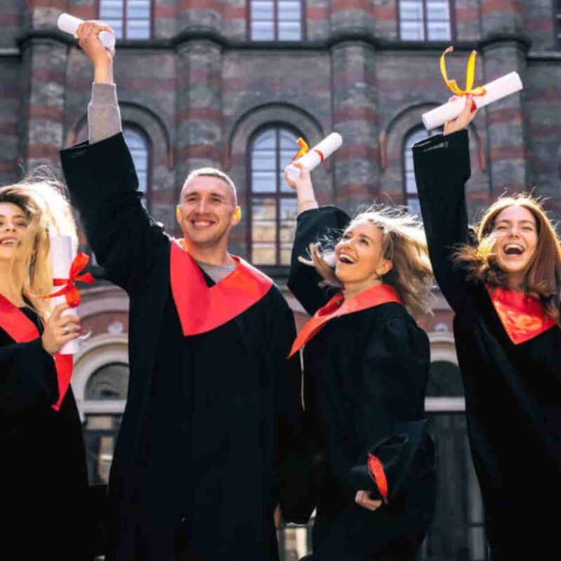 vati-how-to-maximize-your-chances-of-admission-to-bachelor's-program-in-canada